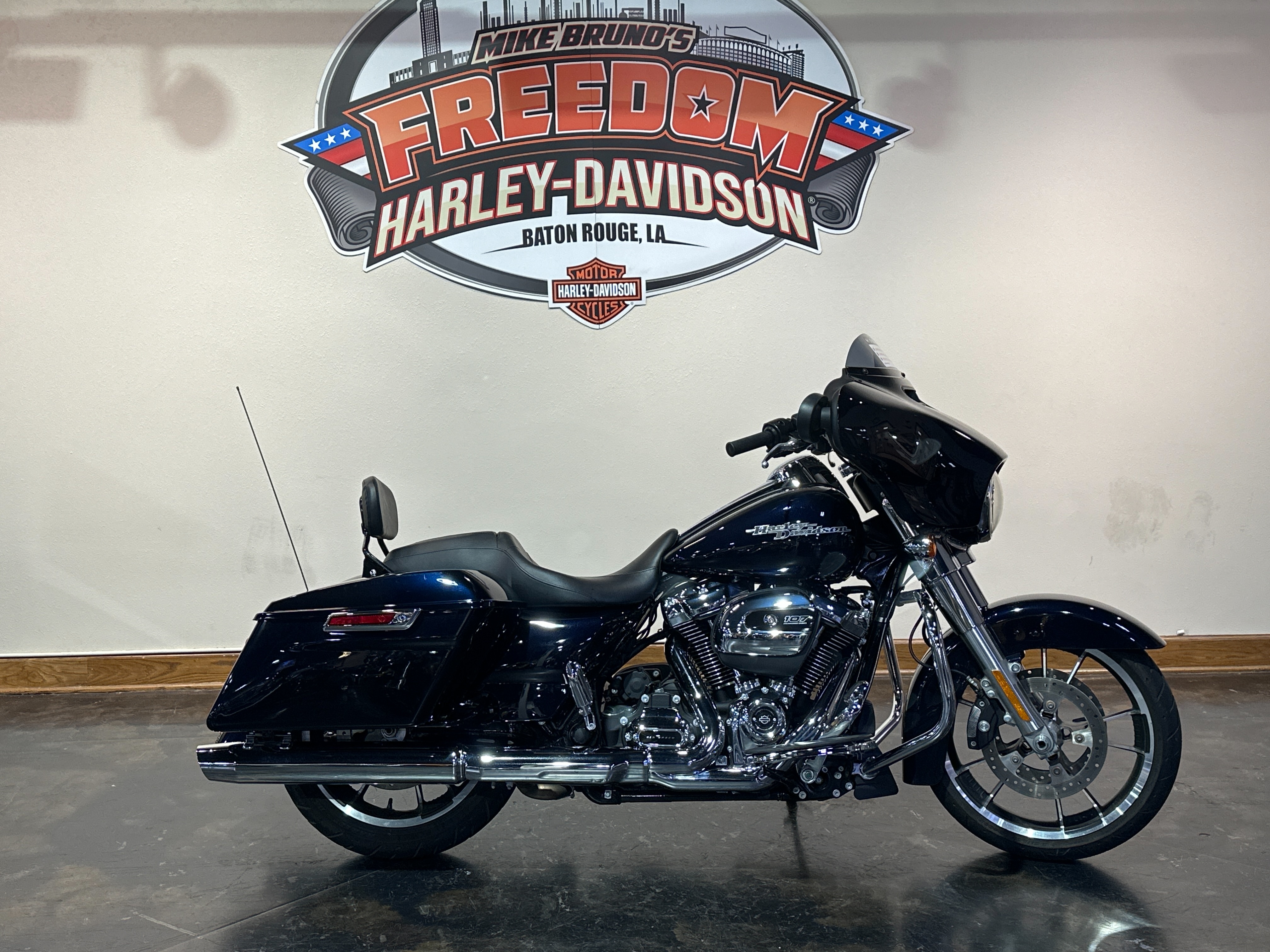 2020 Harley-Davidson FLHX at Mike Bruno's Freedom Harley-Davidson