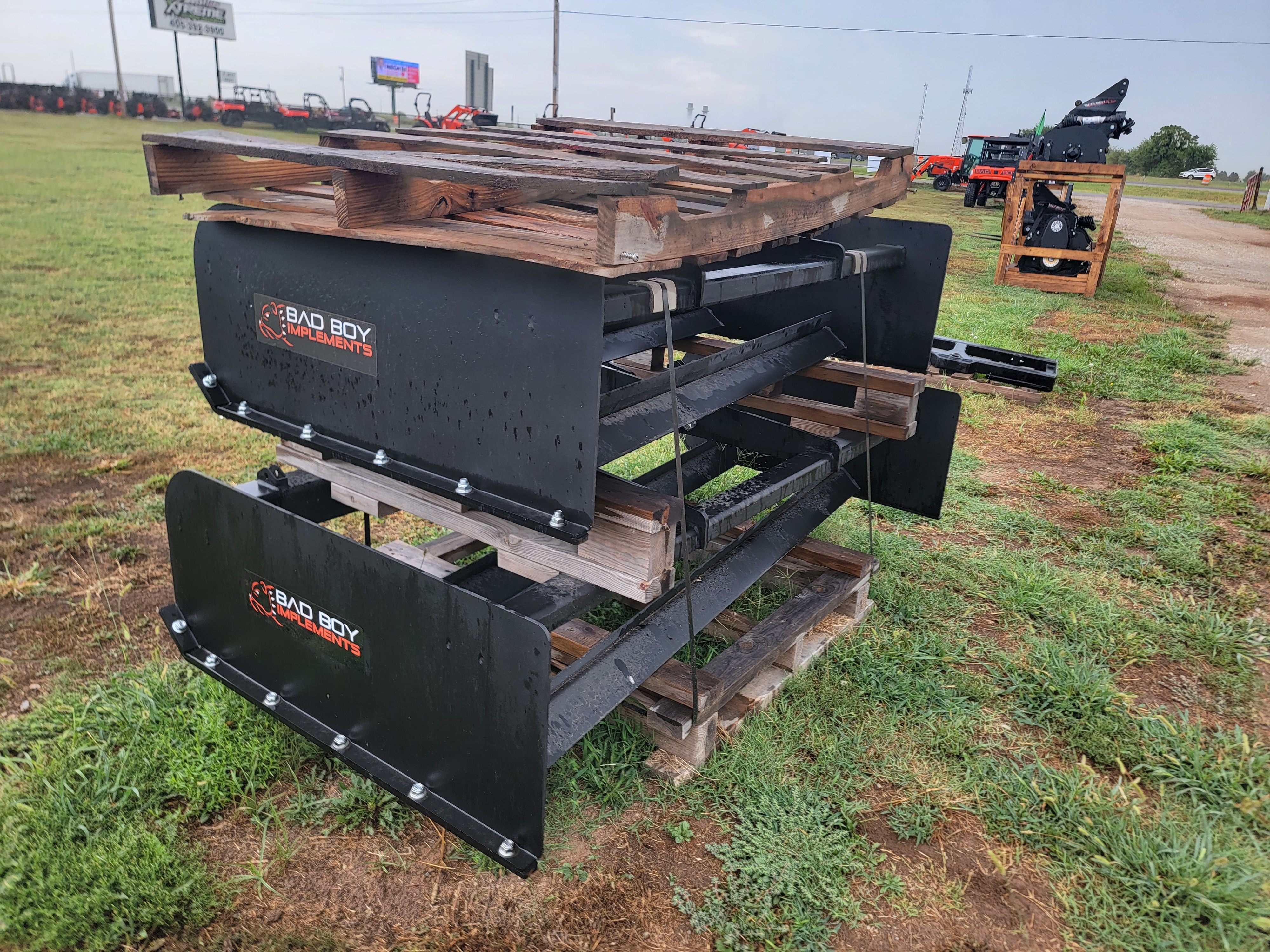 2024 BAD BOY LAND GRADER - 72 at Xtreme Outdoor Equipment