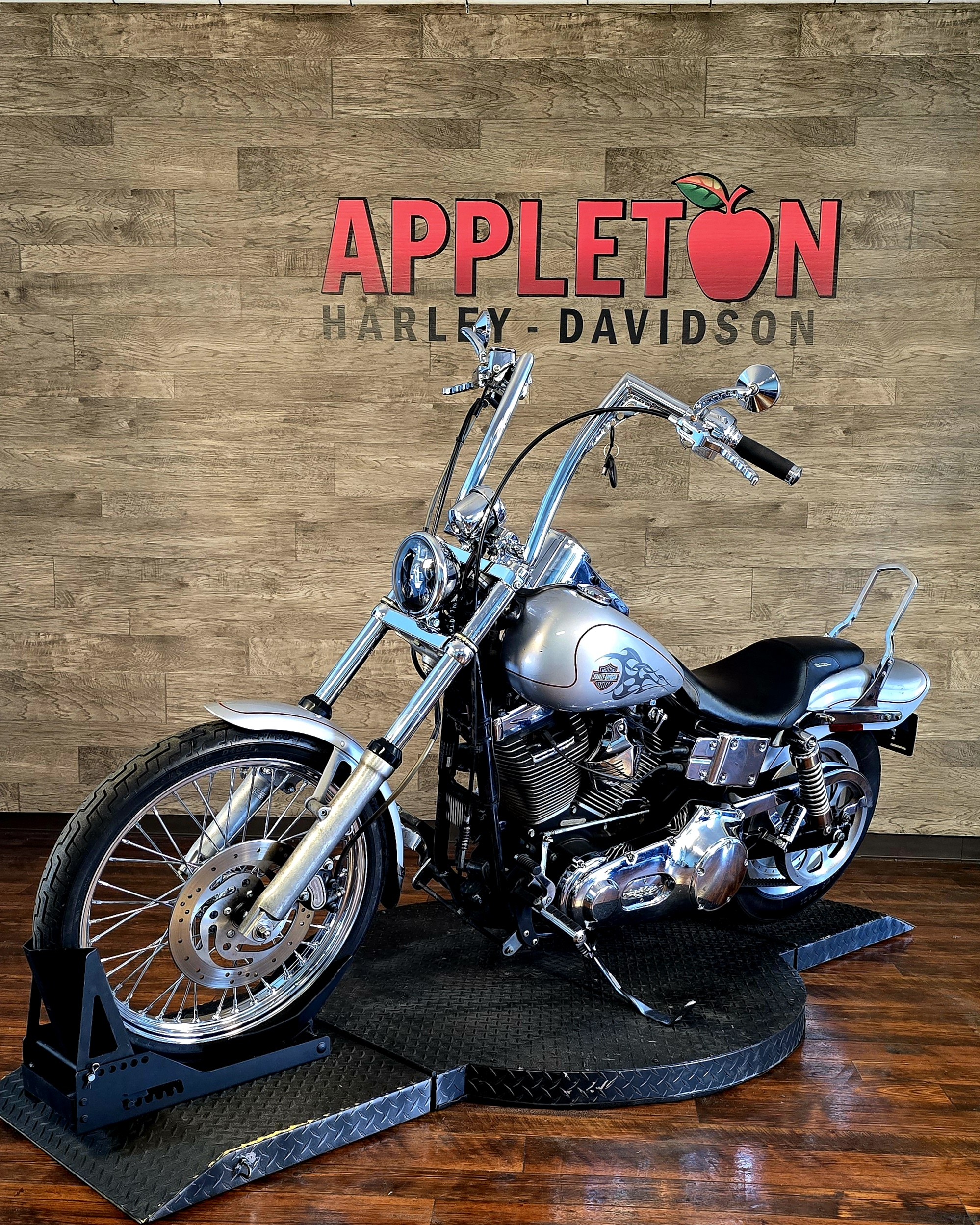 2002 Harley-Davidson FXDWG at Appleton Harley-Davidson