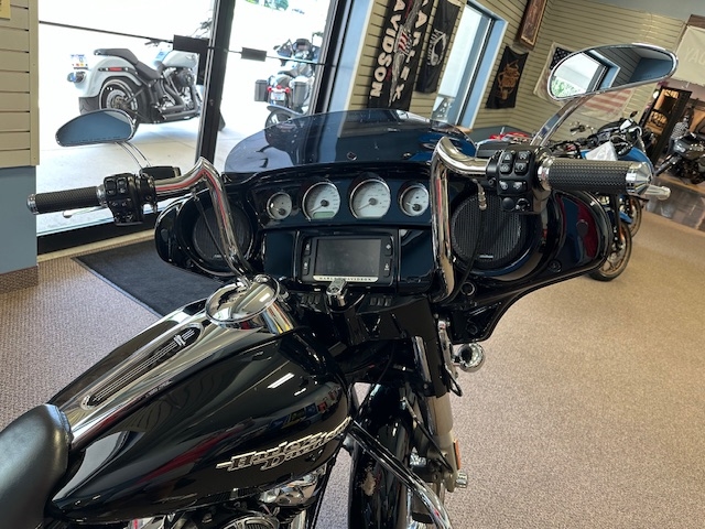 2017 Harley-Davidson Street Glide Special at Carlton Harley-Davidson®