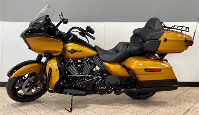 2023 Harley-Davidson Road Glide Limited at Destination Harley-Davidson®, Tacoma, WA 98424