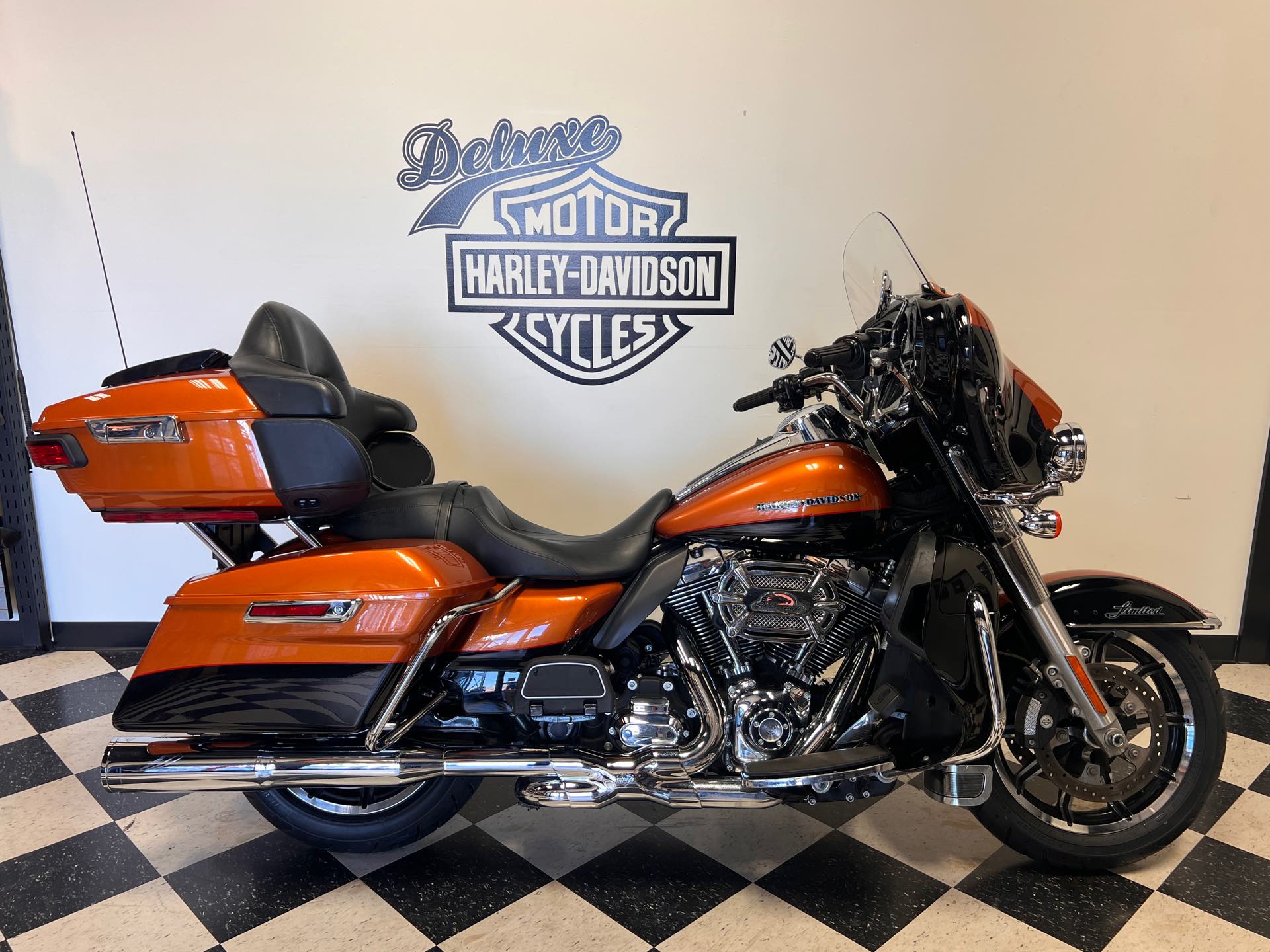 2015 Harley-Davidson Electra Glide Ultra Limited at Deluxe Harley Davidson