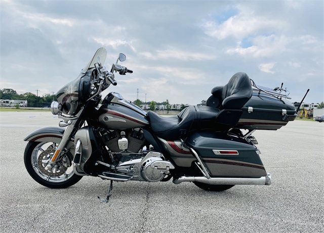 2016 Harley-Davidson Electra Glide CVO Limited at Javelina Harley-Davidson