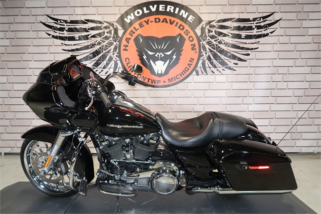 2017 Harley-Davidson® Street Glide® Special Vivid Black