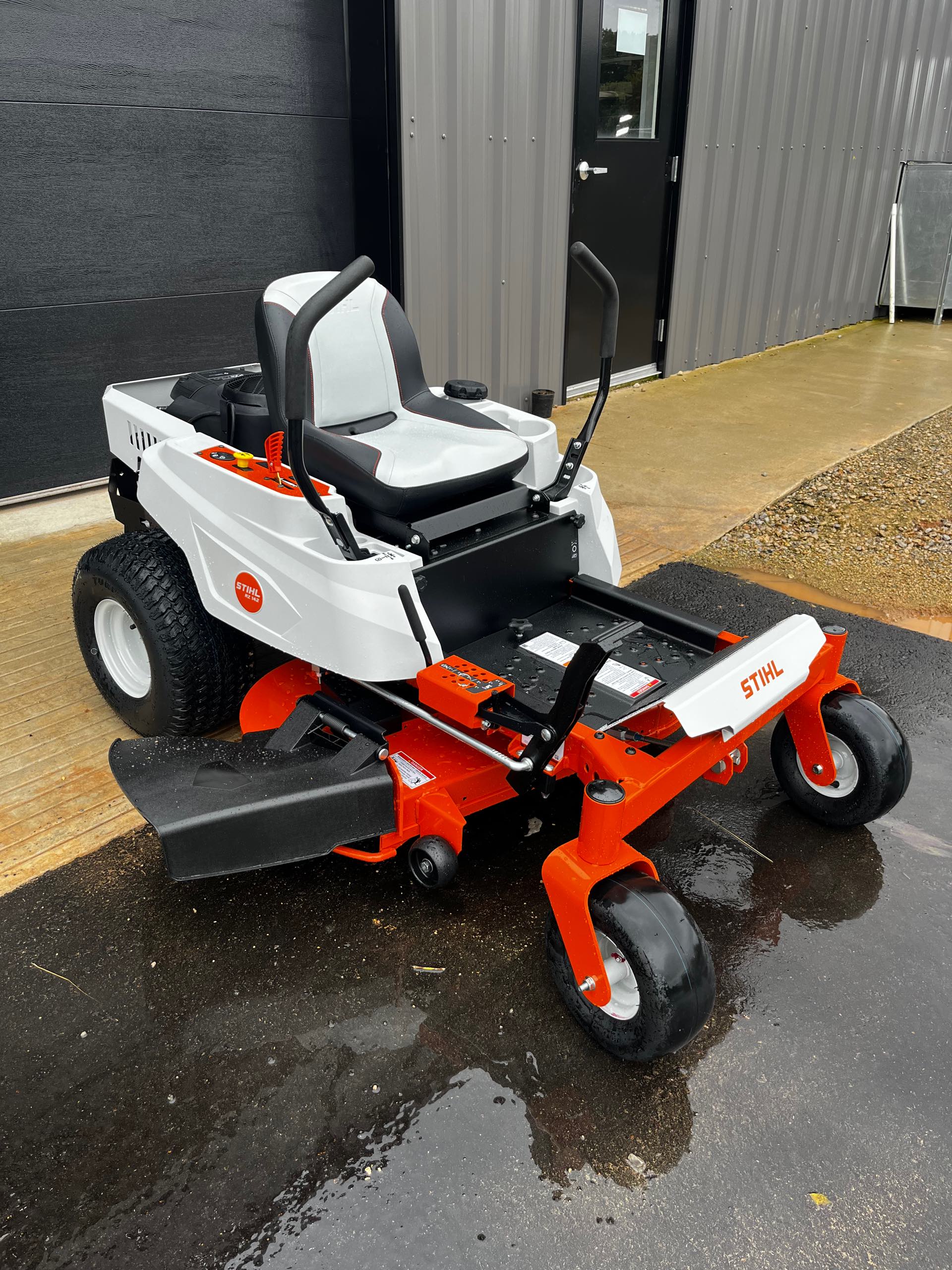 2024 STIHL Zero-turn mowers RZ 142 at Patriot Golf Carts & Powersports