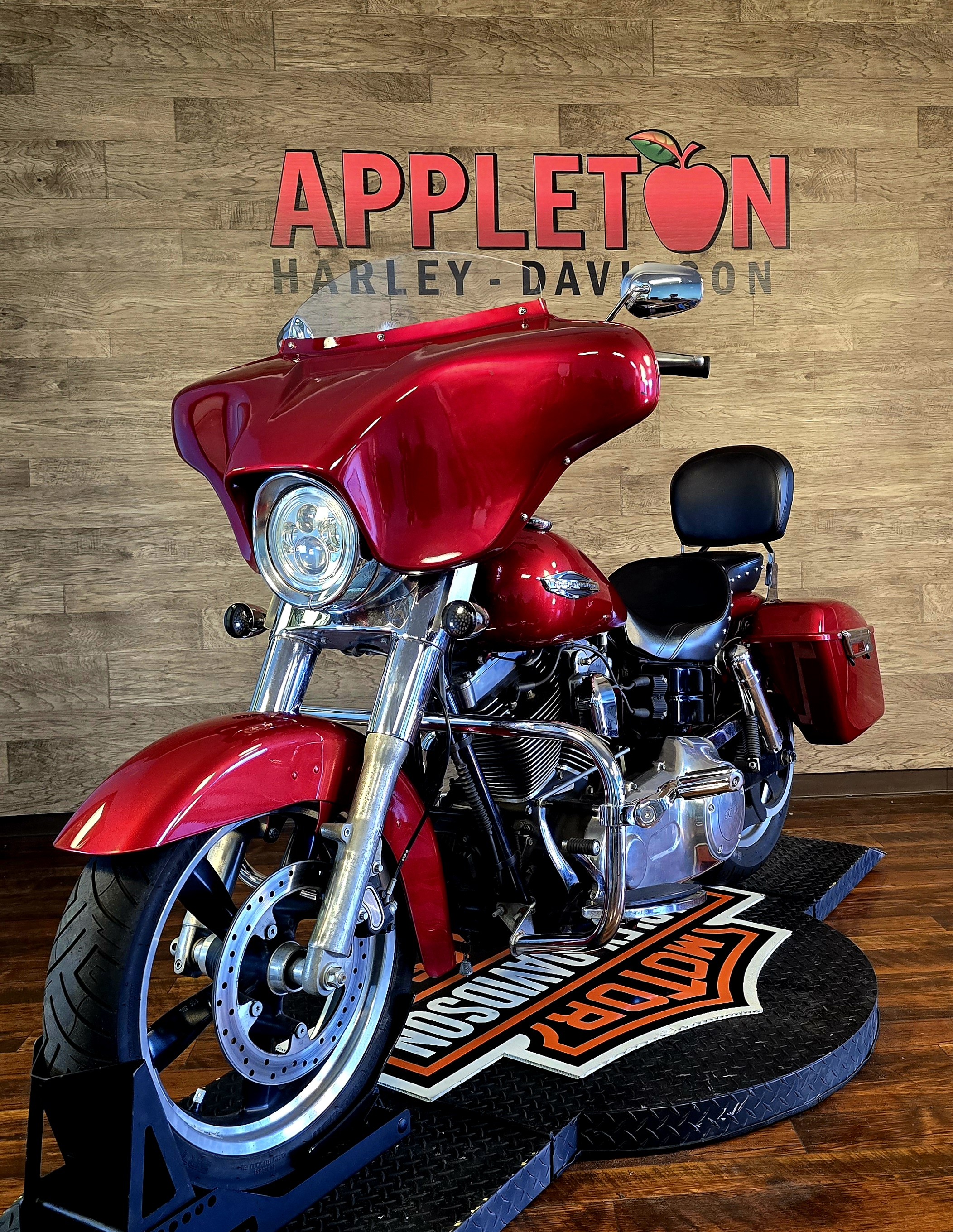 2013 Harley-Davidson Dyna Switchback at Appleton Harley-Davidson