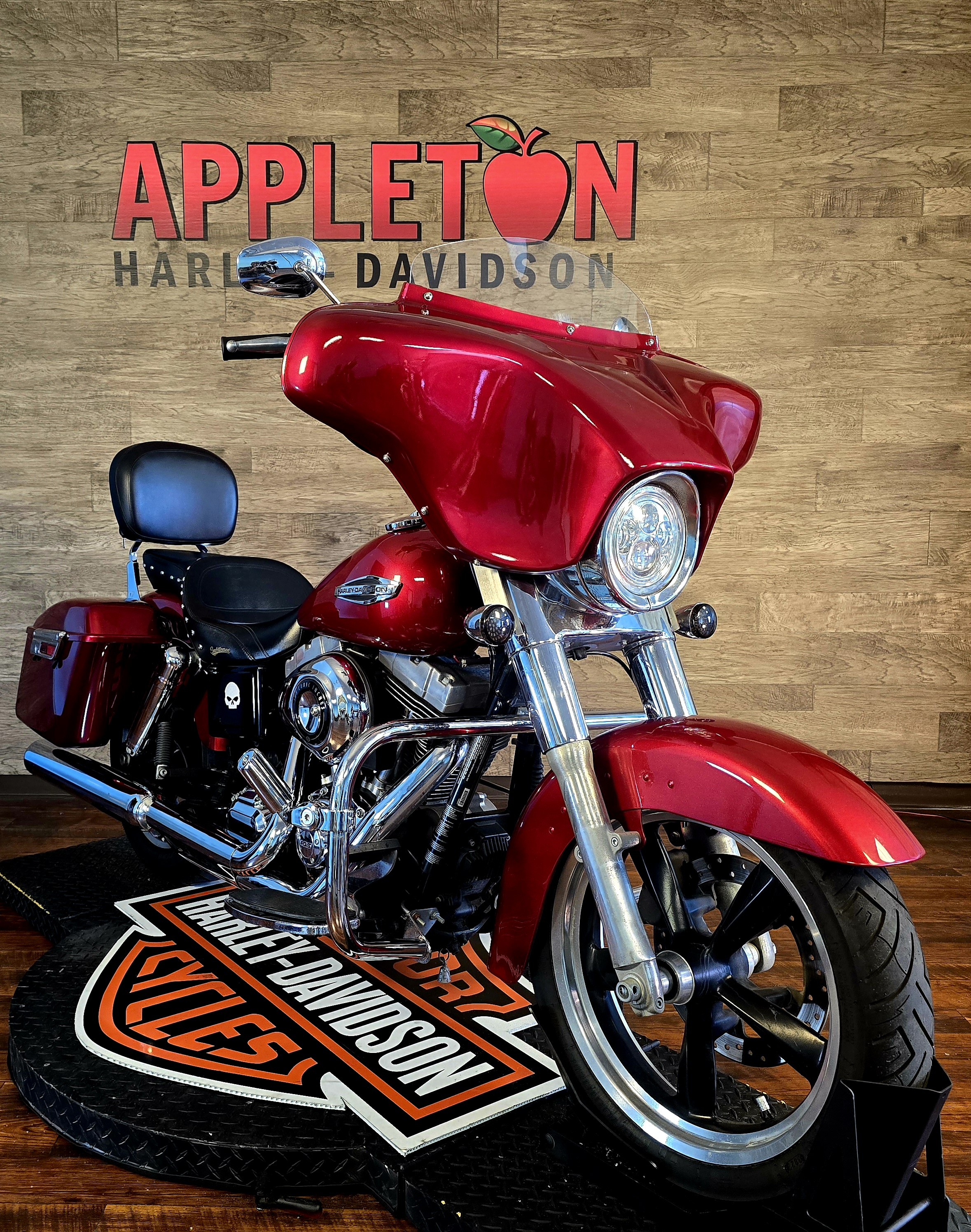 2013 Harley-Davidson Dyna Switchback at Appleton Harley-Davidson