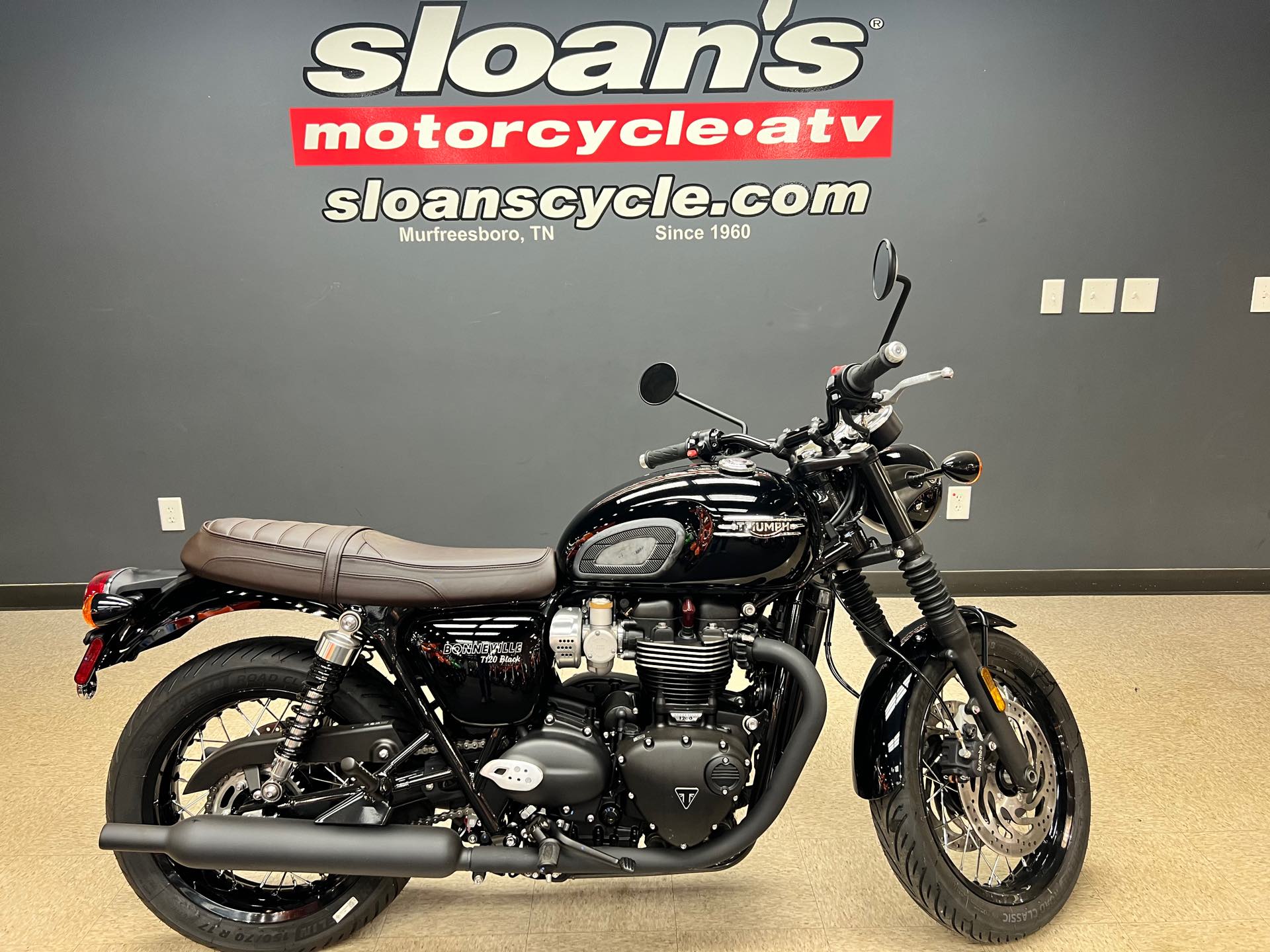 2023 Triumph Bonneville T120 Black at Sloans Motorcycle ATV, Murfreesboro, TN, 37129