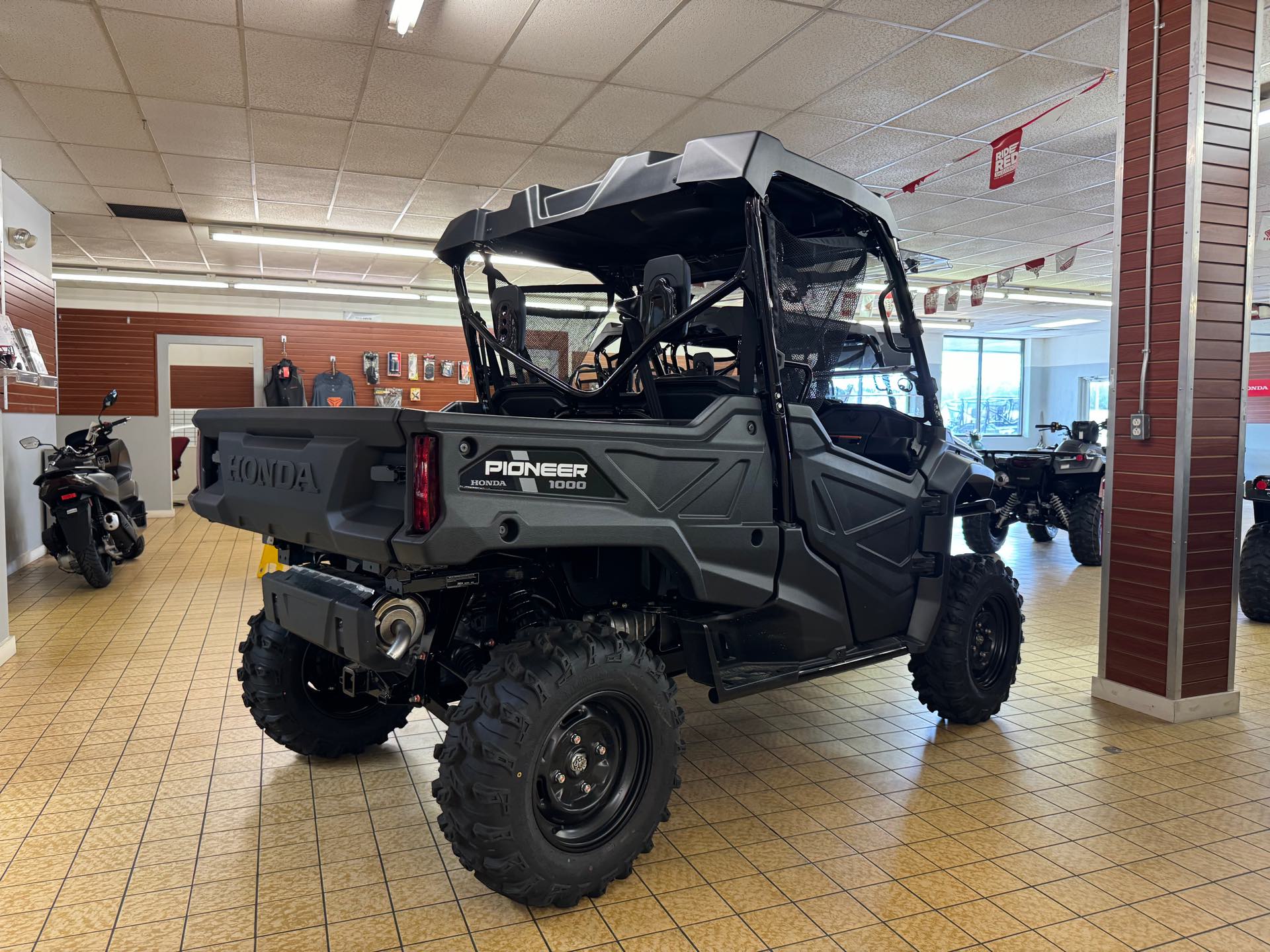 2024 Honda Pioneer 1000 EPS at Southern Illinois Motorsports