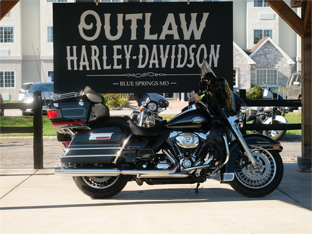 2010 Harley-Davidson Electra Glide Ultra Classic at Outlaw Harley-Davidson