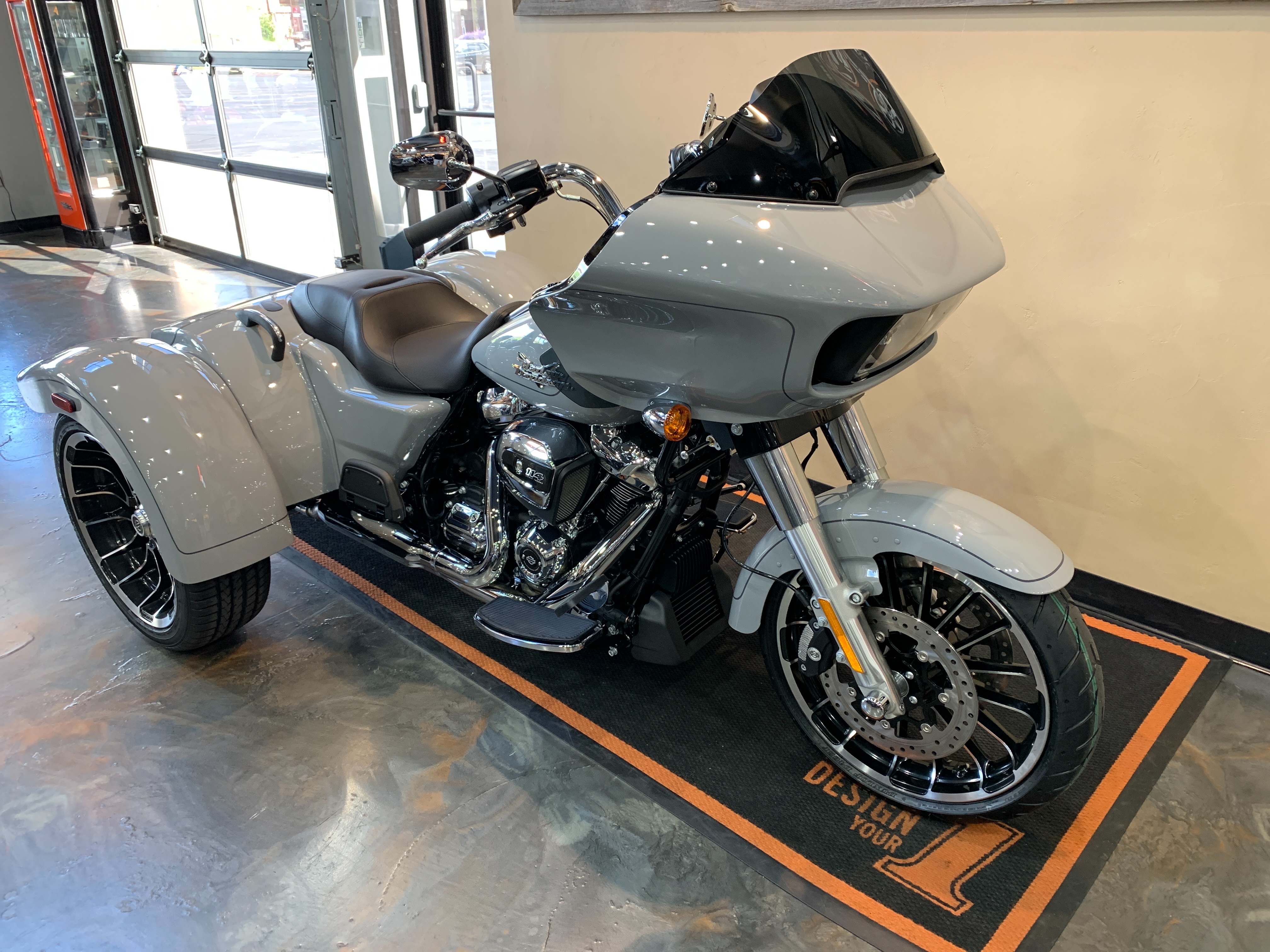 2024 Harley-Davidson Trike Road Glide 3 at Vandervest Harley-Davidson, Green Bay, WI 54303