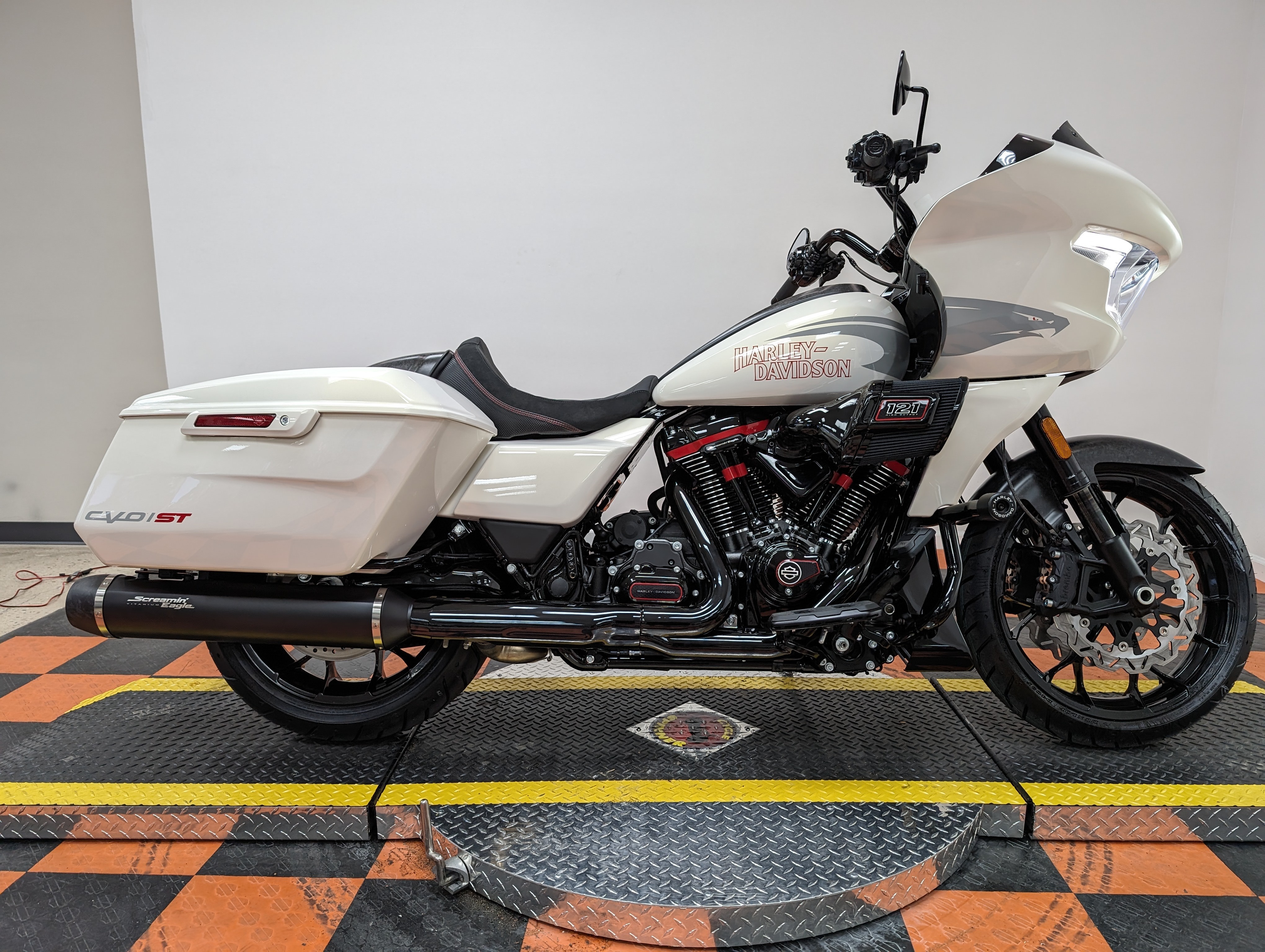 2024 Harley-Davidson Road Glide CVO ST at Harley-Davidson of Indianapolis