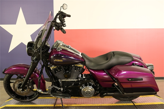 2016 Harley-Davidson Road King Base at Texas Harley