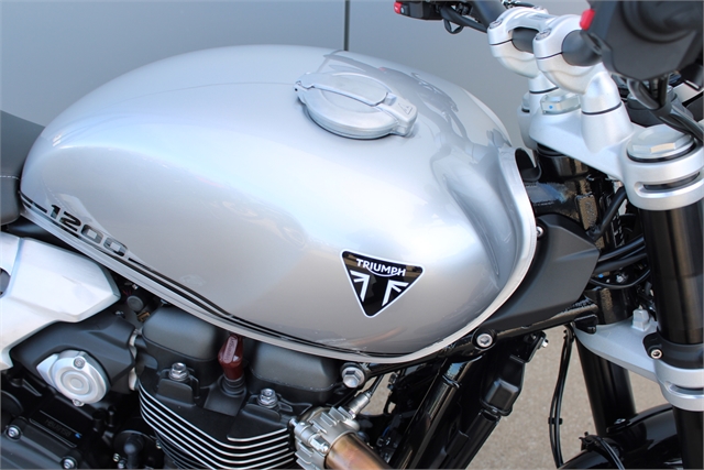 2025 Triumph Speed Twin 1200 Base at Eurosport Cycle