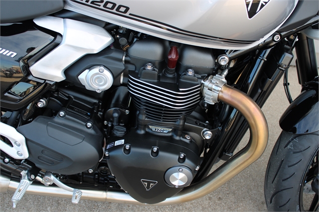 2025 Triumph Speed Twin 1200 Base at Eurosport Cycle