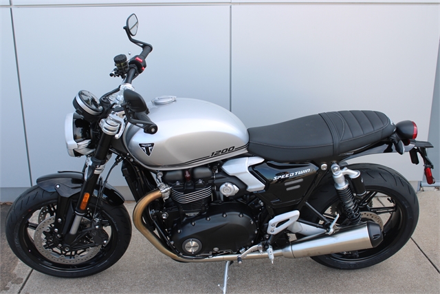 2025 Triumph Speed Twin 1200 Base at Eurosport Cycle