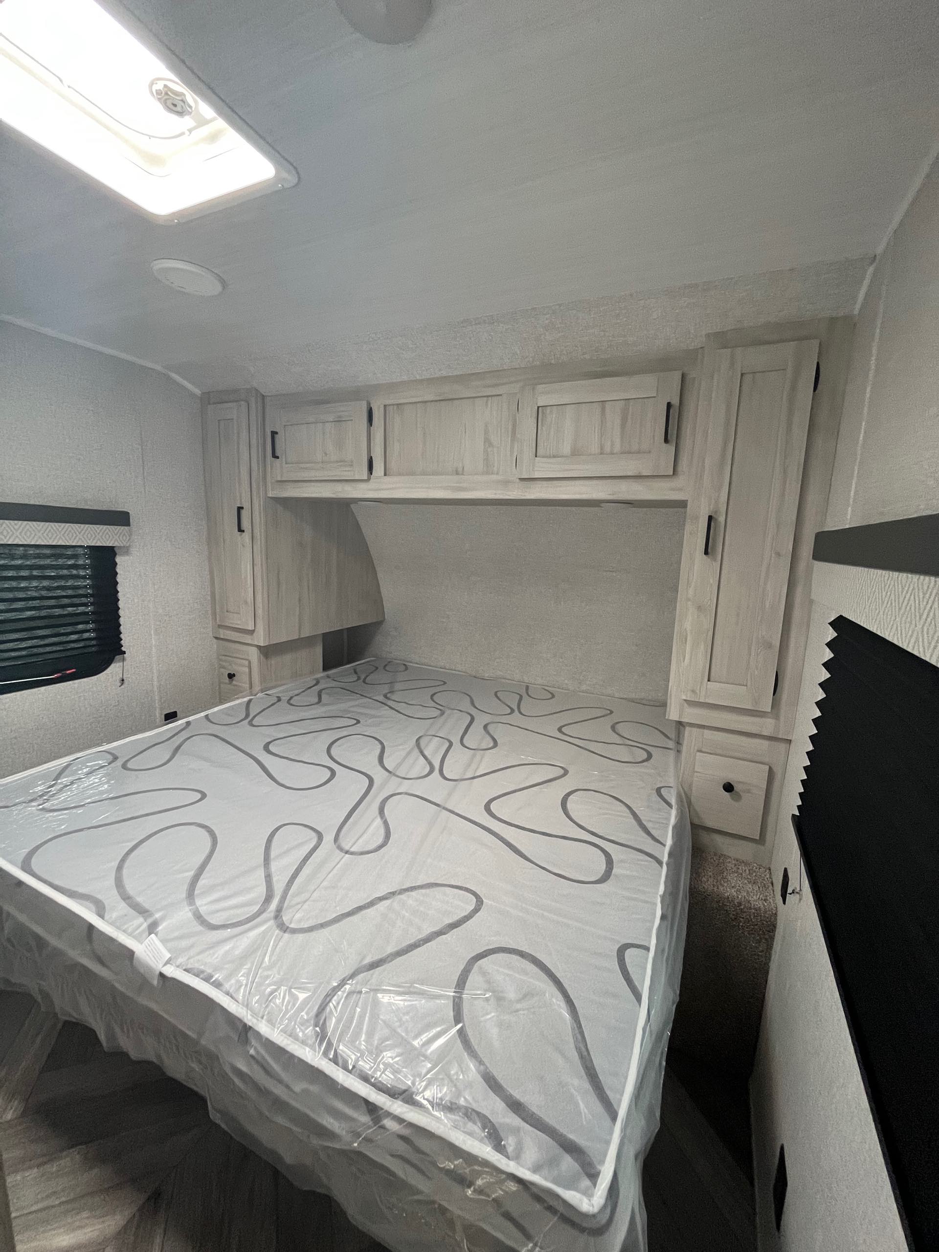 2022 East To West Della Terra 250BH at Prosser's Premium RV Outlet