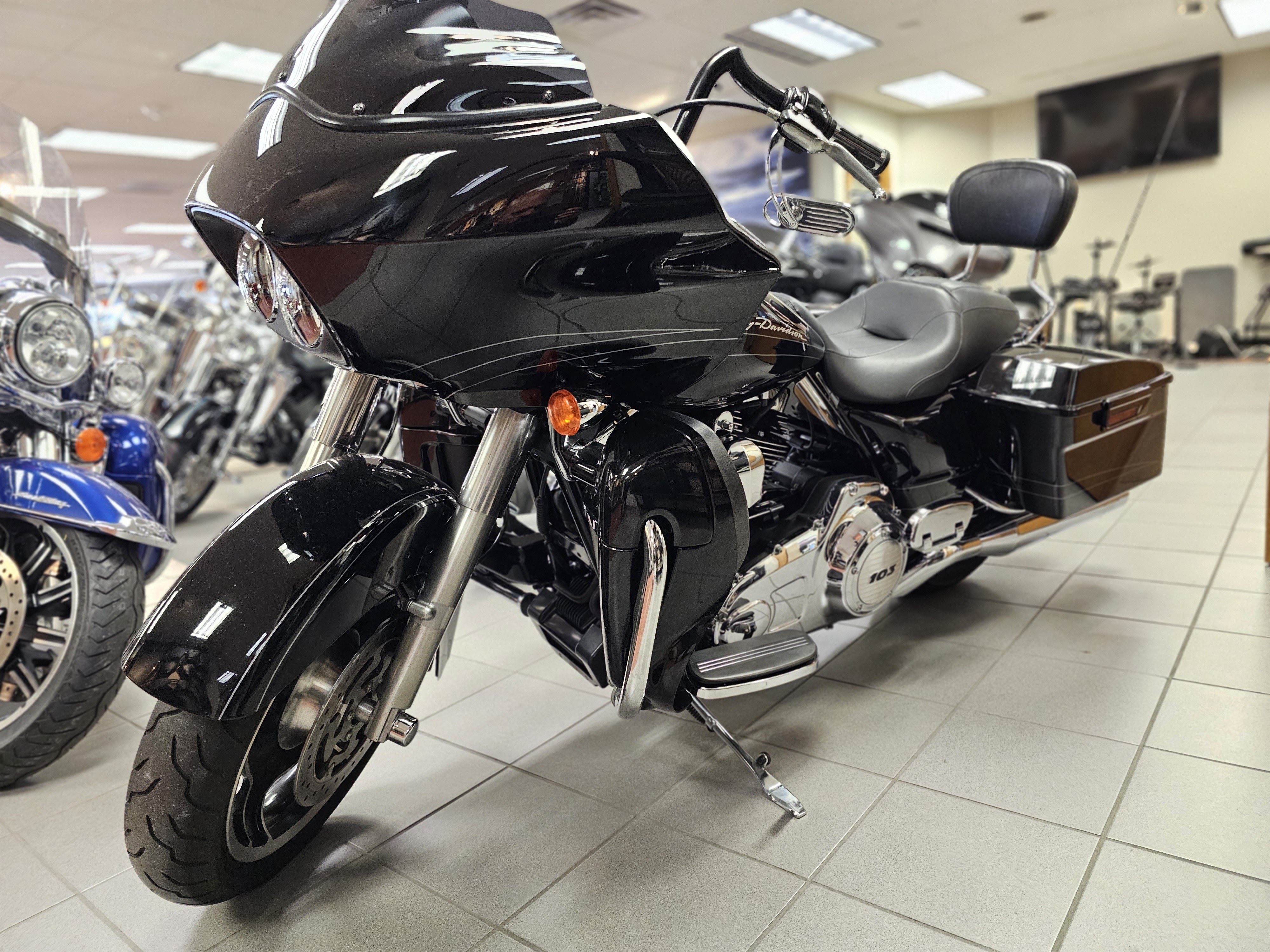 2013 Harley-Davidson Road Glide Custom at Rooster's Harley Davidson