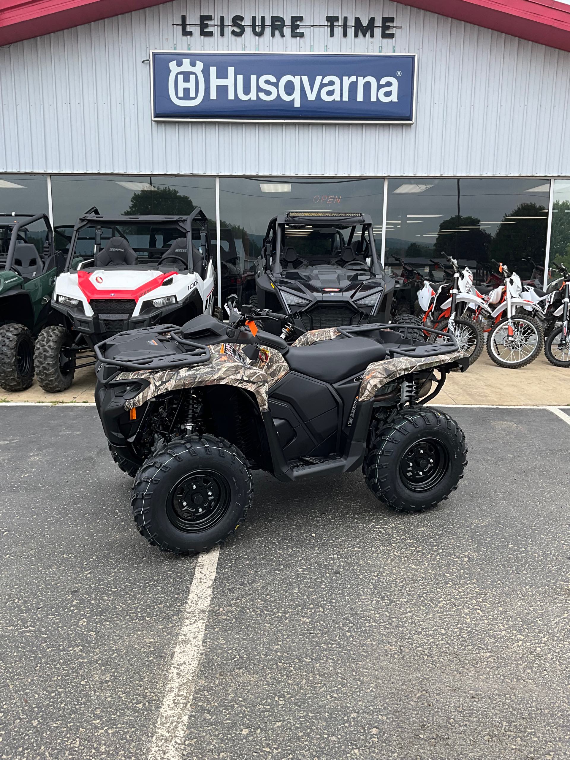 2023 Can-Am Outlander DPS 700 at Leisure Time Powersports of Corry