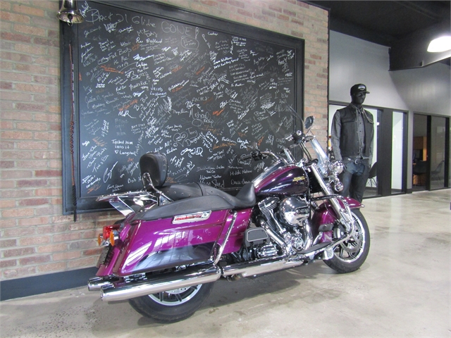 2016 Harley-Davidson Road King Base at Cox's Double Eagle Harley-Davidson