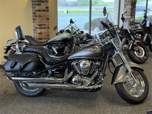 2024 Kawasaki Vulcan 900 Classic LT at Ehlerding Motorsports