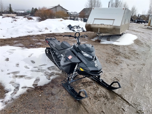 2022 Ski-Doo Summit Edge Rotax 850 E-TEC 165 PowderMax L 30 Black at Power World Sports, Granby, CO 80446