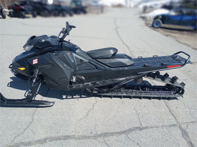 2022 Ski-Doo Summit Edge Rotax 850 E-TEC 165 PowderMax L 30 Black at Power World Sports, Granby, CO 80446