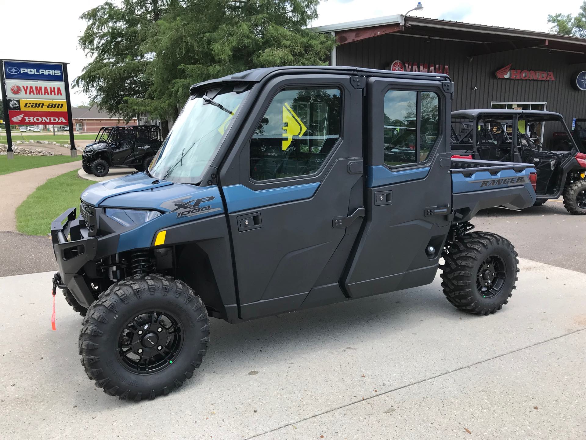 2025 POLARIS 1000 XP NS ULT CREW Ultimate at ATV Zone, LLC