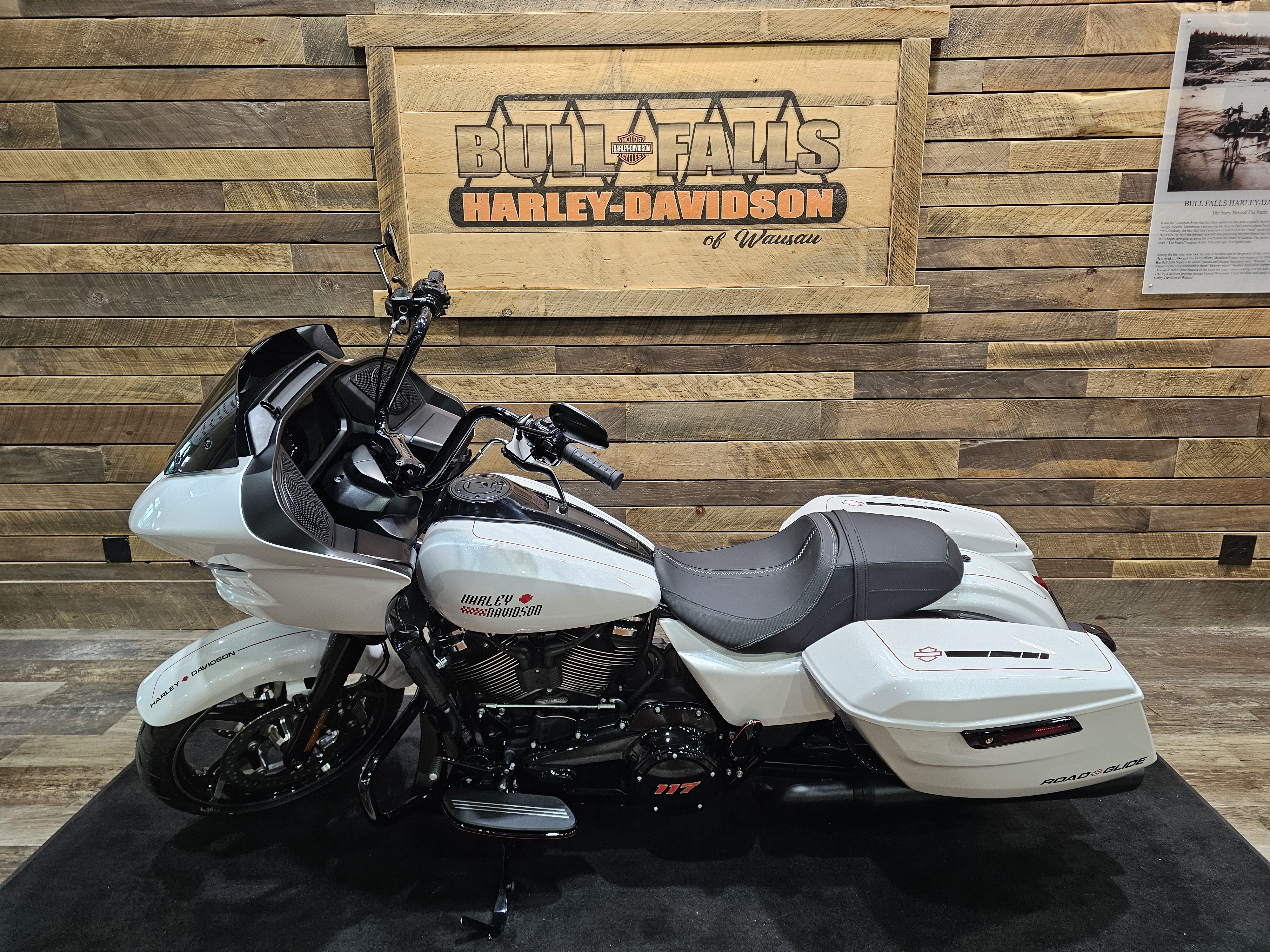 2024 Harley-Davidson Road Glide Base at Bull Falls Harley-Davidson