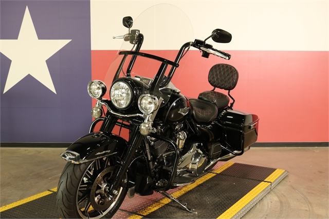 2017 Harley-Davidson Road King Base at Texas Harley