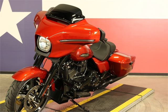 2024 Harley-Davidson Street Glide Base at Texas Harley