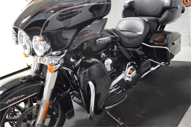 2014 Harley-Davidson Electra Glide Ultra Classic at Suburban Motors Harley-Davidson