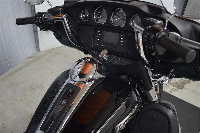 2014 Harley-Davidson Electra Glide Ultra Classic at Suburban Motors Harley-Davidson