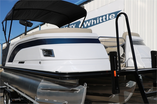 2022 Silver Wave 2210 CLS at Jerry Whittle Boats