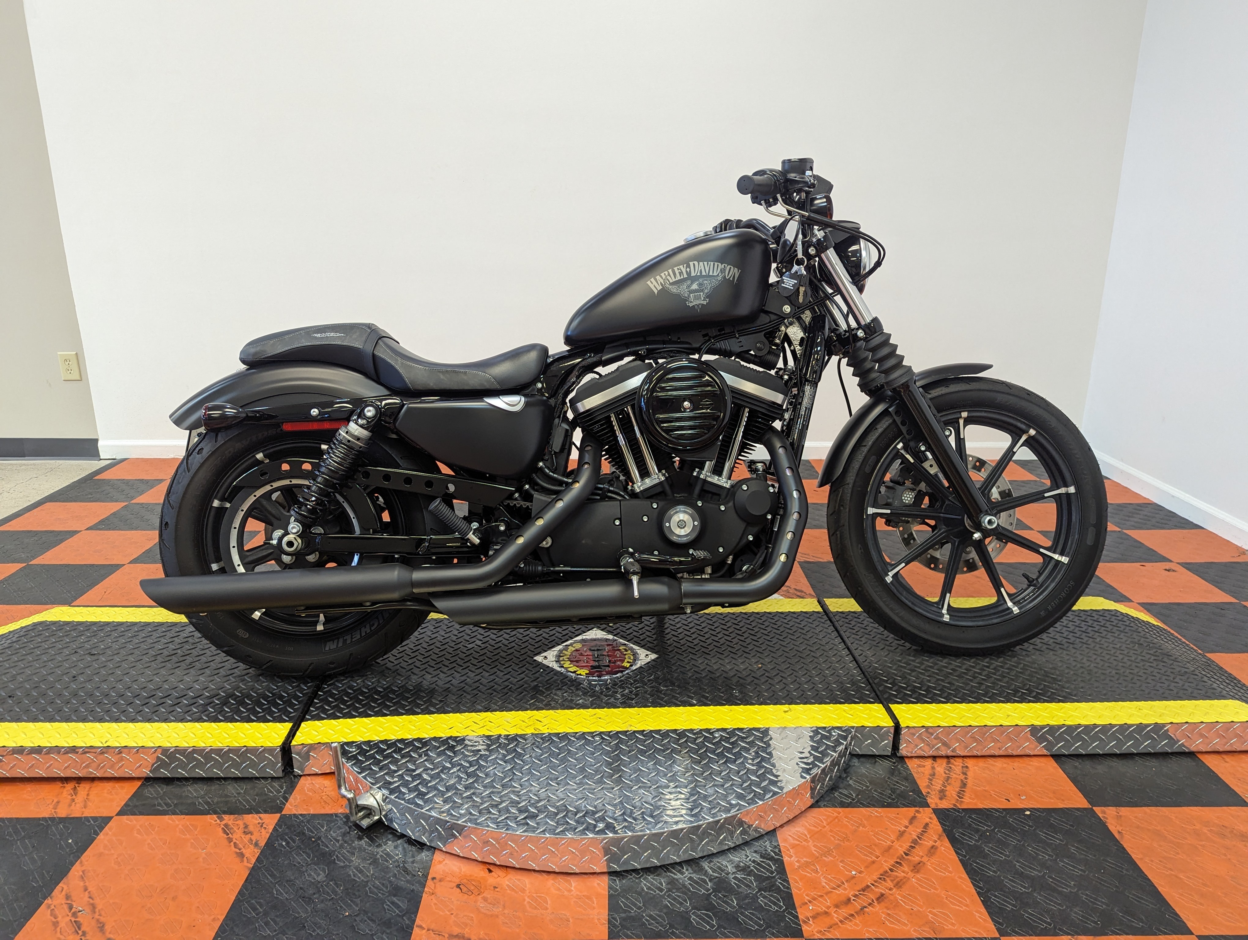 2018 sportster iron 883