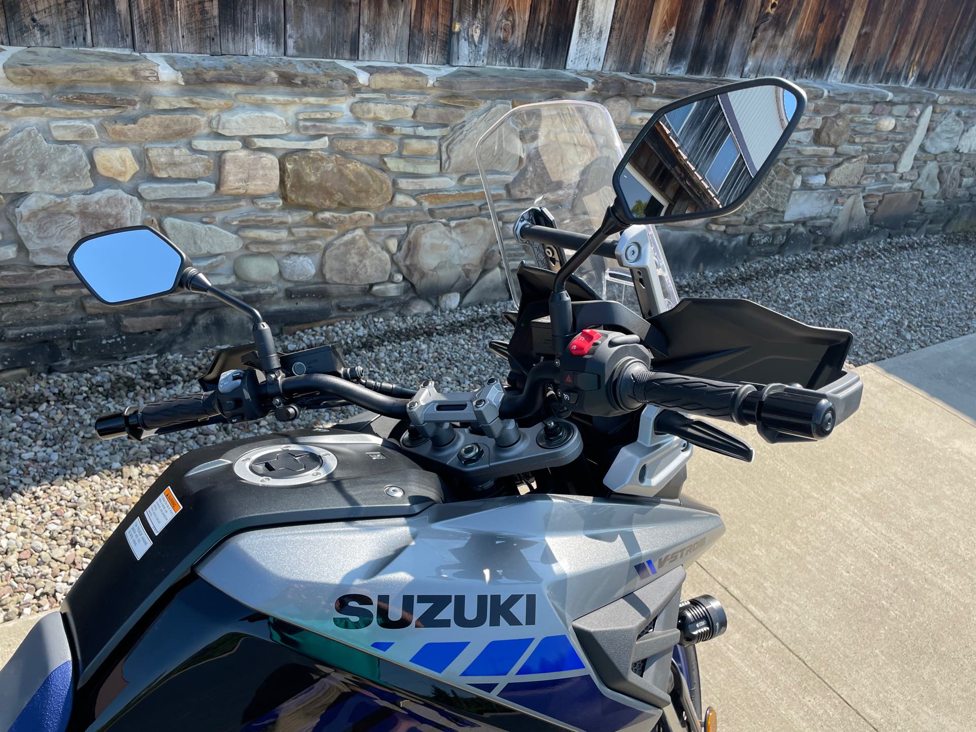 2022 Suzuki V-Strom 1050XT at Arkport Cycles