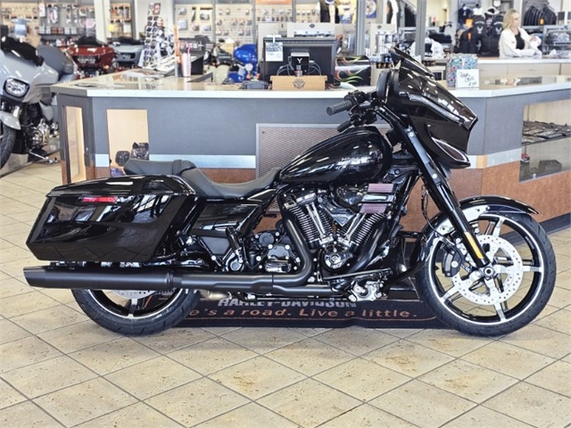 2024 Harley-Davidson Street Glide Base at Destination Harley-Davidson®, Tacoma, WA 98424