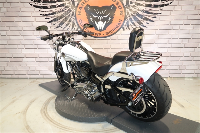 2017 Harley-Davidson Softail Breakout at Wolverine Harley-Davidson