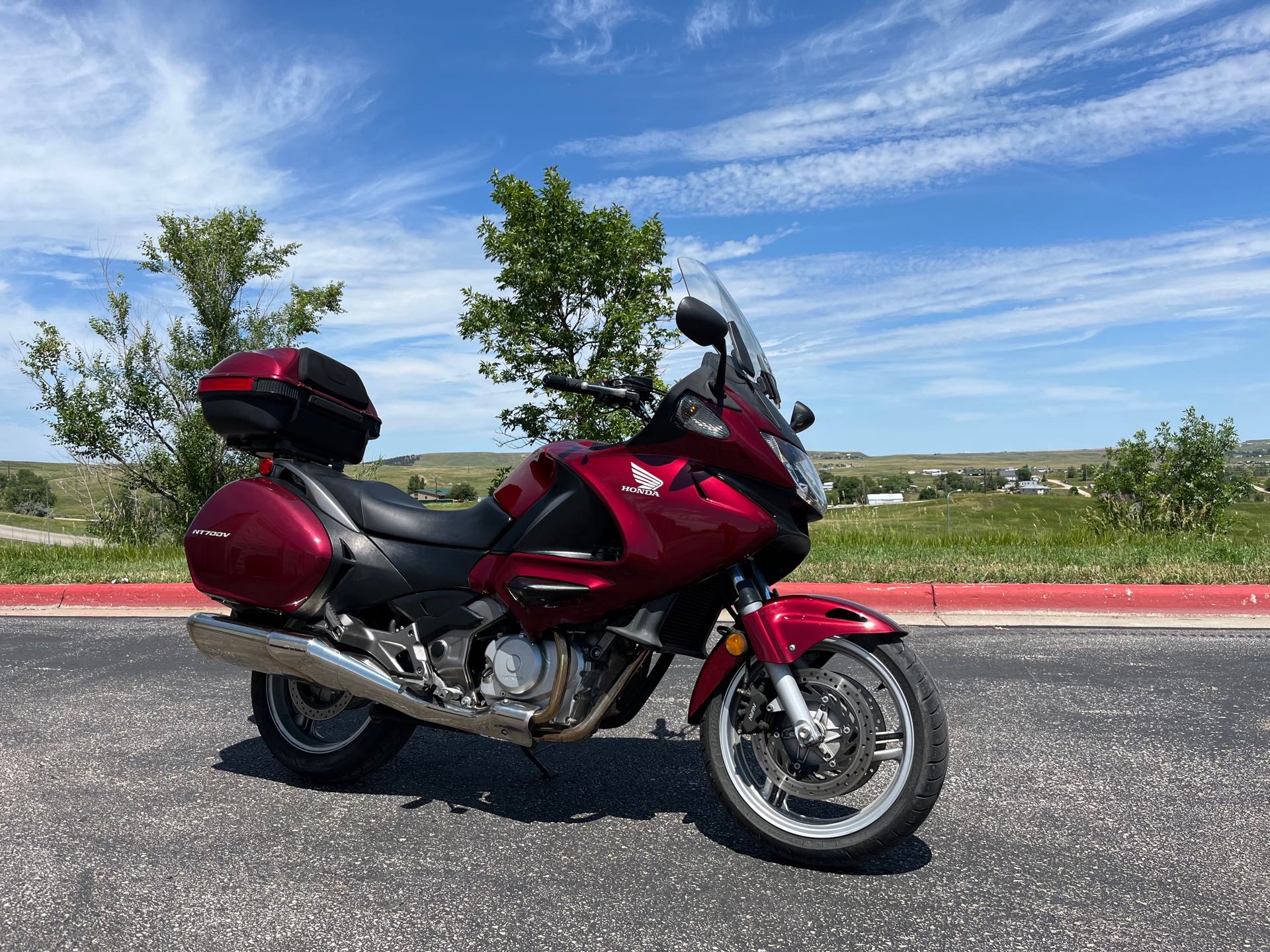 2010 Honda NT700V Base at Mount Rushmore Motorsports