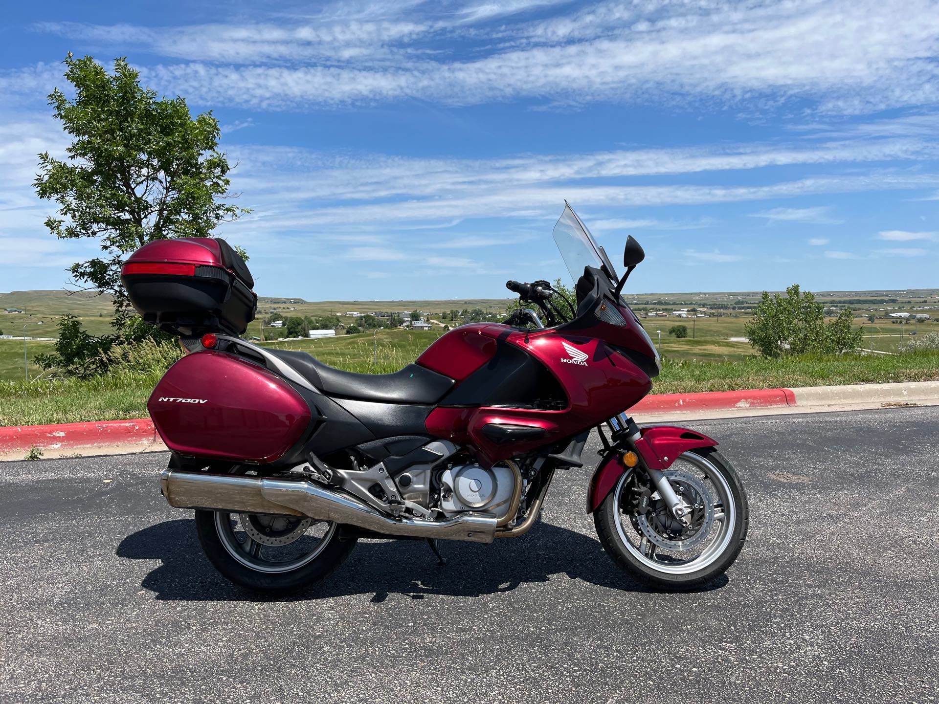 2010 Honda NT700V Base at Mount Rushmore Motorsports