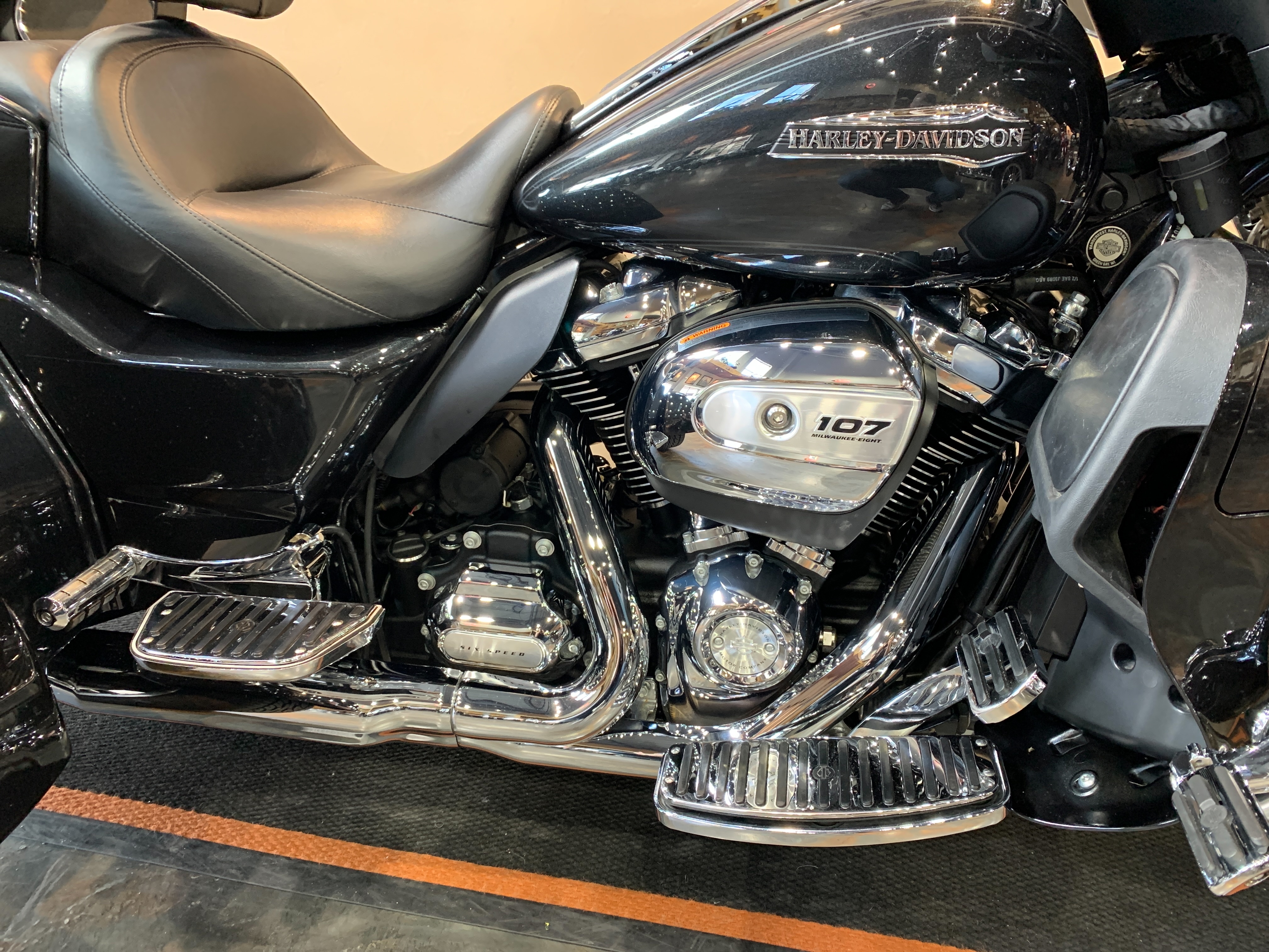 2018 Harley-Davidson Trike Tri Glide Ultra at Vandervest Harley-Davidson, Green Bay, WI 54303