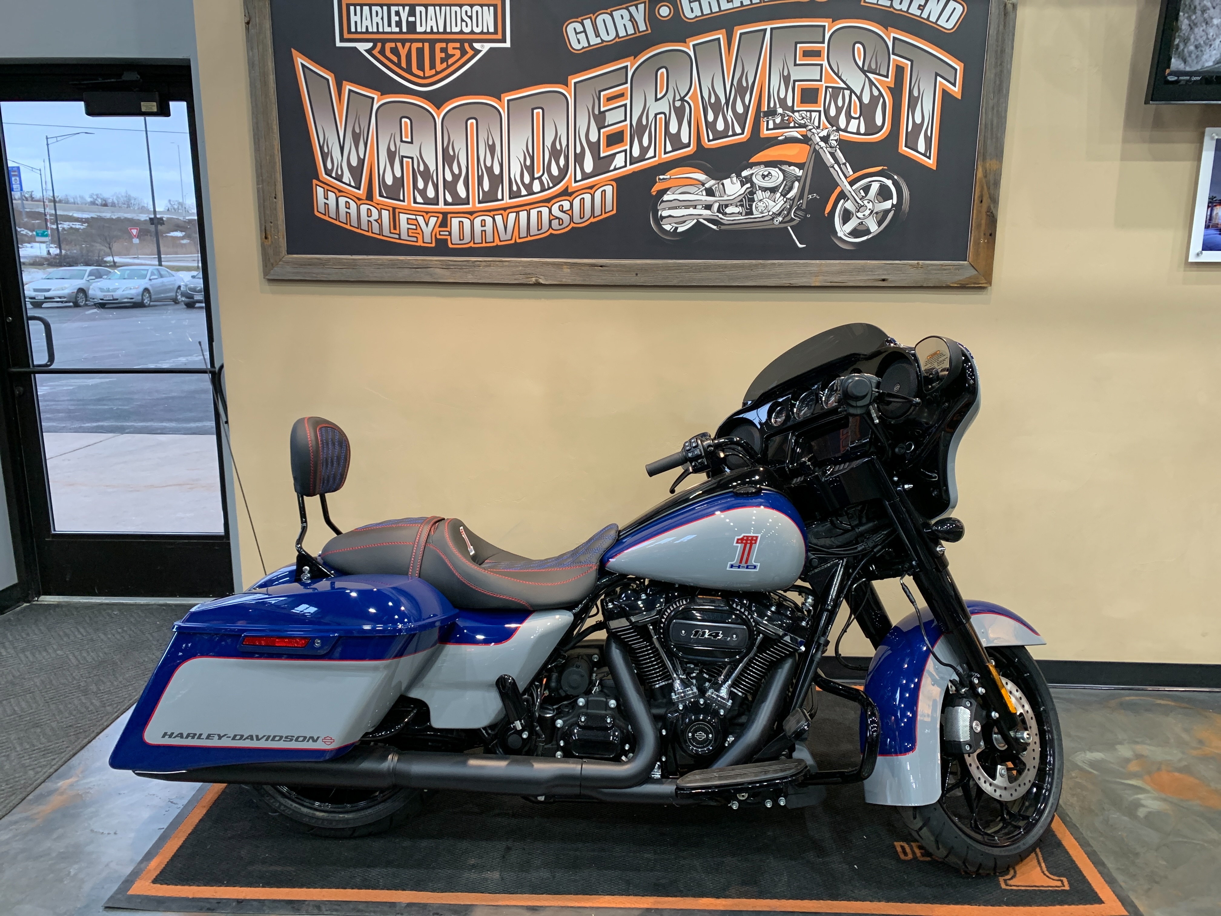 2023 Harley-Davidson Street Glide Special at Vandervest Harley-Davidson, Green Bay, WI 54303