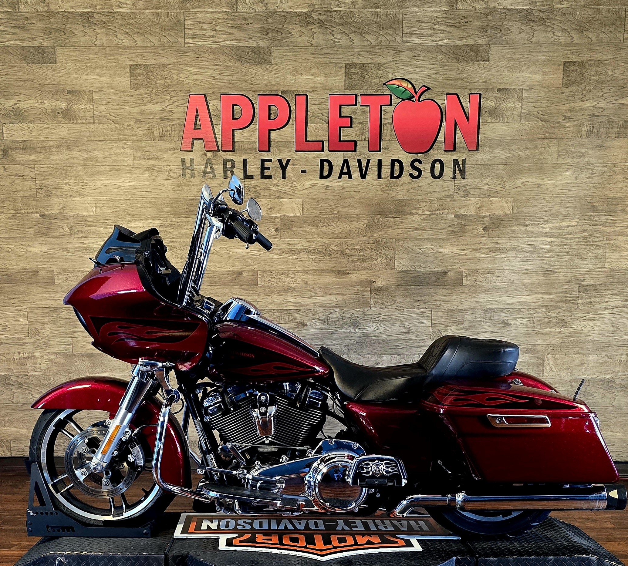 2017 Harley-Davidson Road Glide Special at Appleton Harley-Davidson