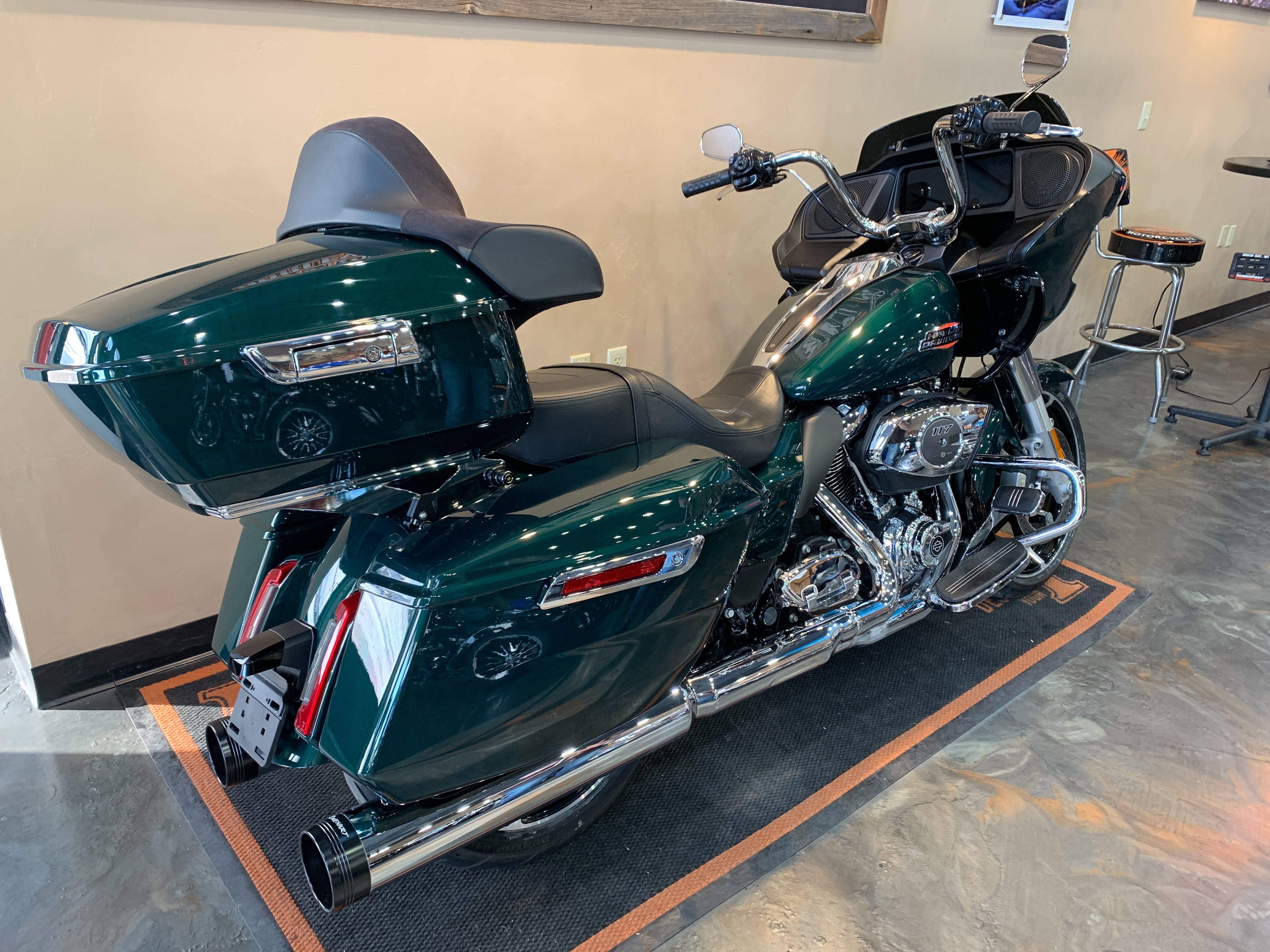 2024 Harley-Davidson Road Glide Base at Vandervest Harley-Davidson, Green Bay, WI 54303