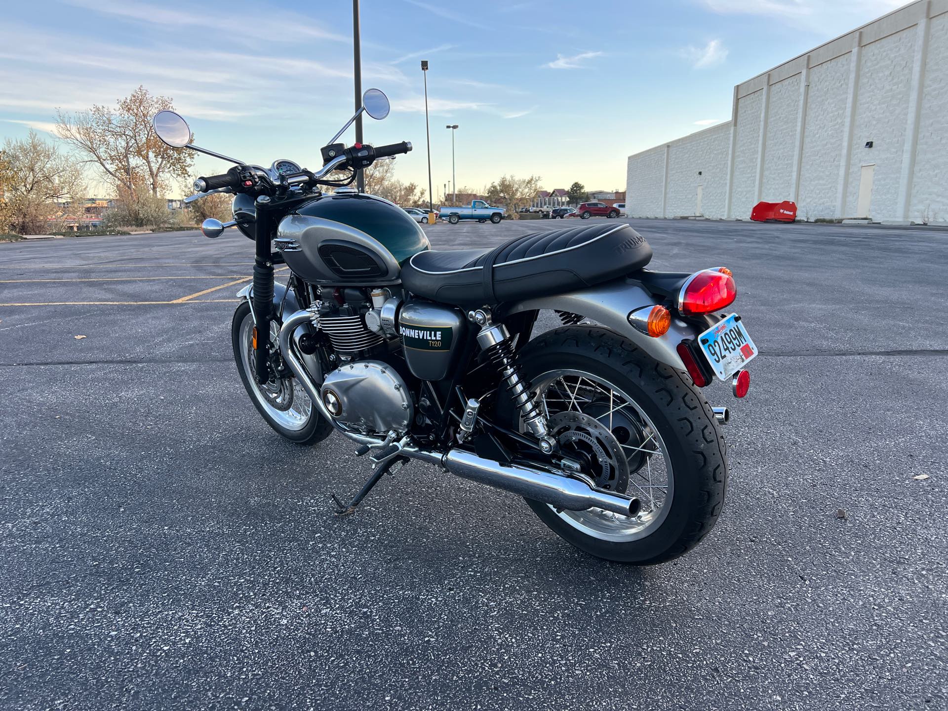 2022 Triumph Bonneville T120 Gold Line at Mount Rushmore Motorsports