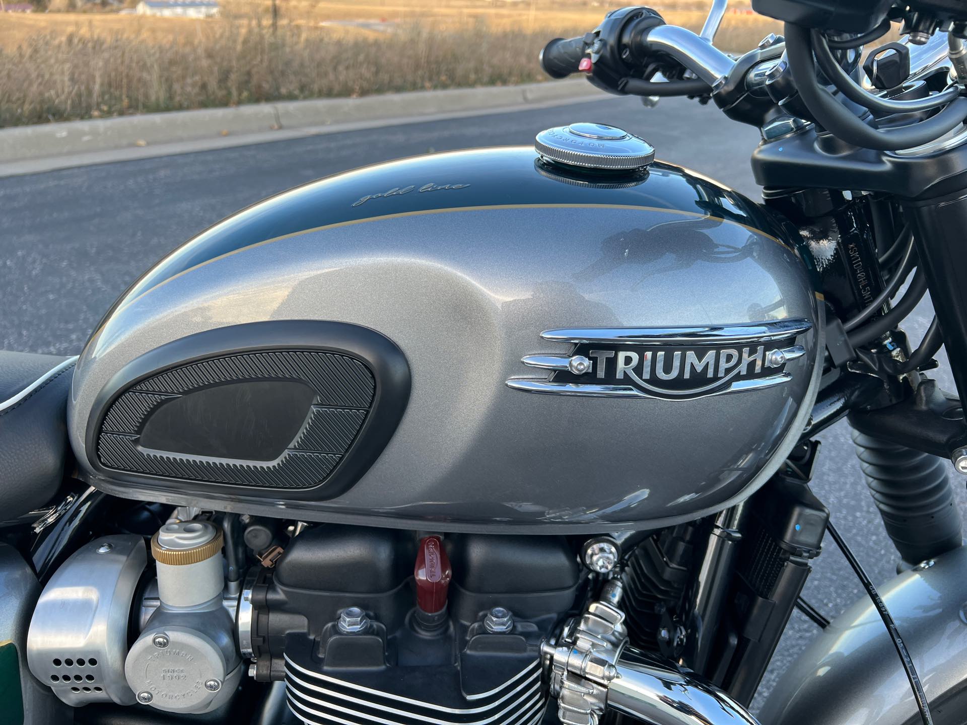 2022 Triumph Bonneville T120 Gold Line at Mount Rushmore Motorsports