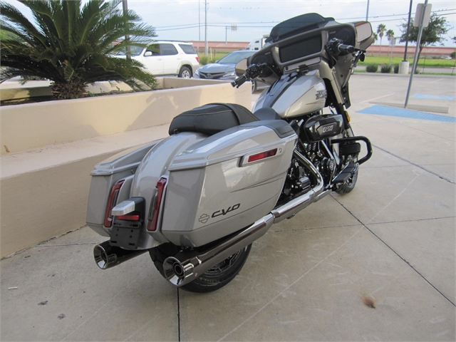 2023 Harley-Davidson Street Glide CVO Street Glide at Laredo Harley Davidson