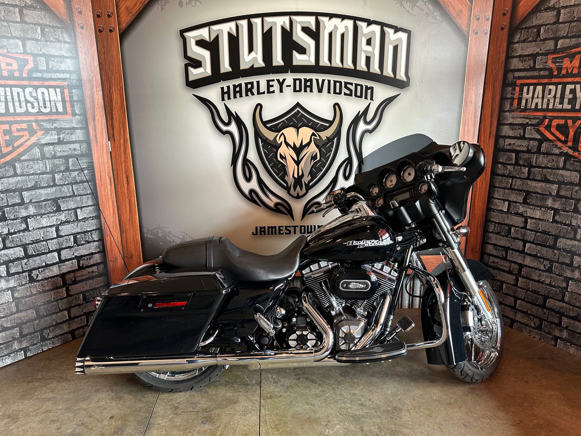 2013 Harley-Davidson Street Glide Base at Stutsman Harley-Davidson
