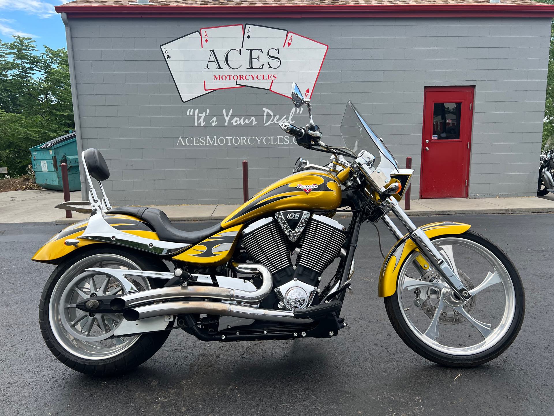 2010 Victory Jackpot Base at Aces Motorcycles - Fort Collins
