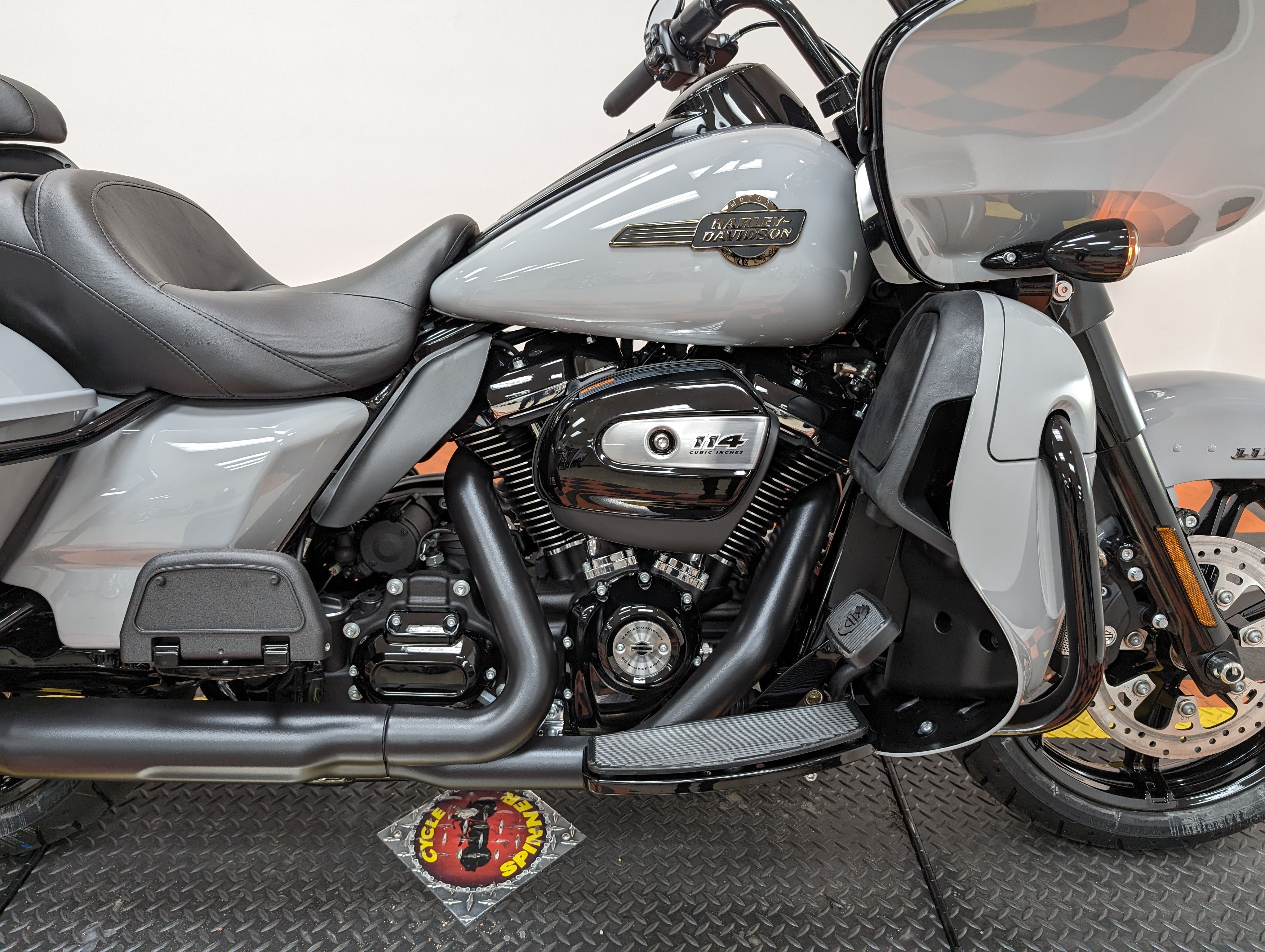 2024 Harley-Davidson Road Glide Limited at Harley-Davidson of Indianapolis